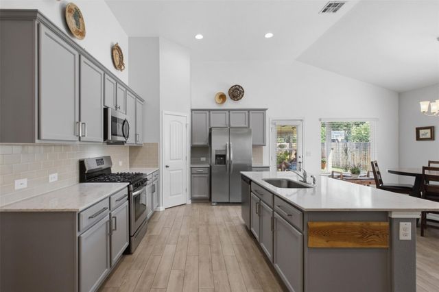 2413 Bridges Ranch RD, Georgetown, TX 78628