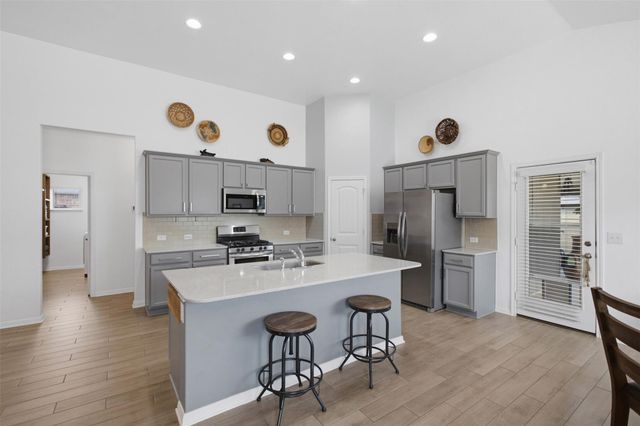 2413 Bridges Ranch RD, Georgetown, TX 78628