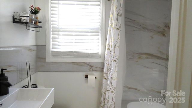 2104 Hillcrest Avenue, Albemarle, NC 28001