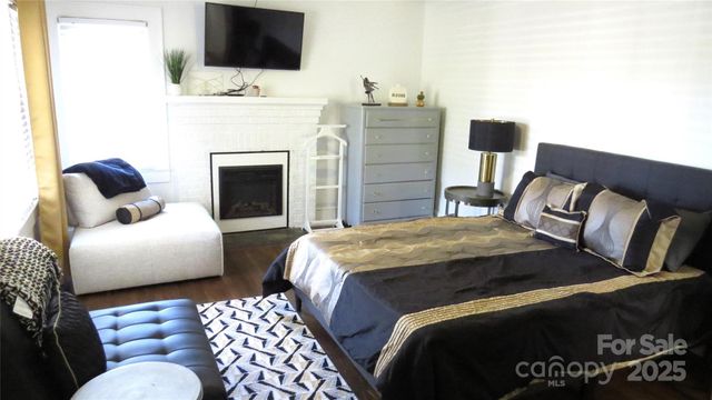 2104 Hillcrest Avenue, Albemarle, NC 28001