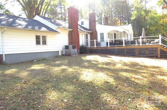 2104 Hillcrest Avenue, Albemarle, NC 28001