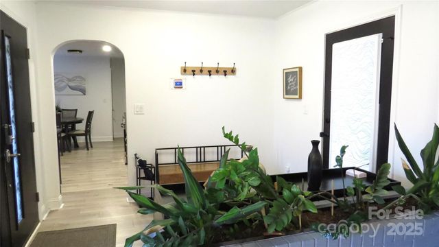 2104 Hillcrest Avenue, Albemarle, NC 28001