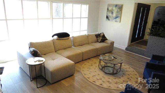 2104 Hillcrest Avenue, Albemarle, NC 28001