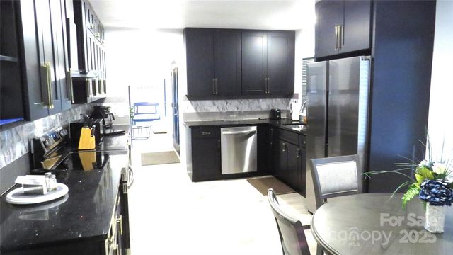 2104 Hillcrest Avenue, Albemarle, NC 28001