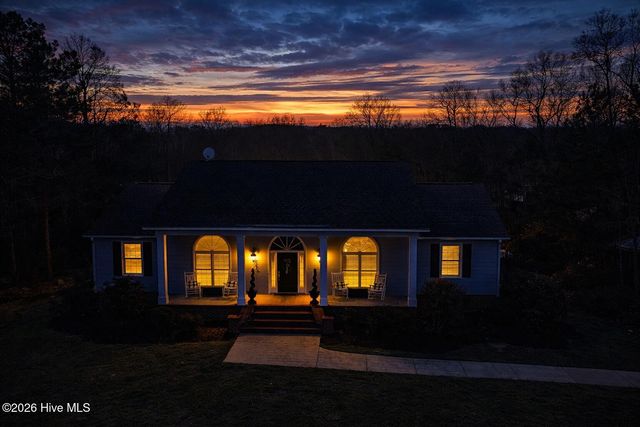 251 Whites Crossing Lane, Whiteville, NC 28472