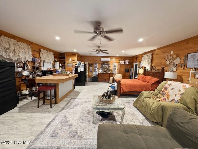 251 Whites Crossing Lane, Whiteville, NC 28472