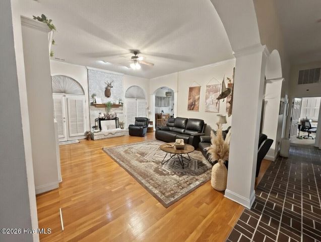 251 Whites Crossing Lane, Whiteville, NC 28472