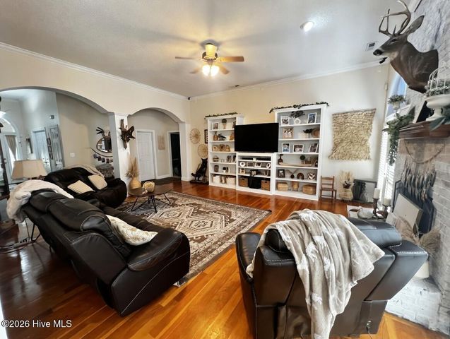 251 Whites Crossing Lane, Whiteville, NC 28472