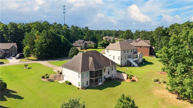2308 Braunsroth Lane, Hampton, GA 30228