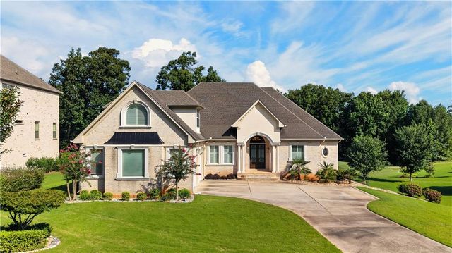 2308 Braunsroth Lane, Hampton, GA 30228