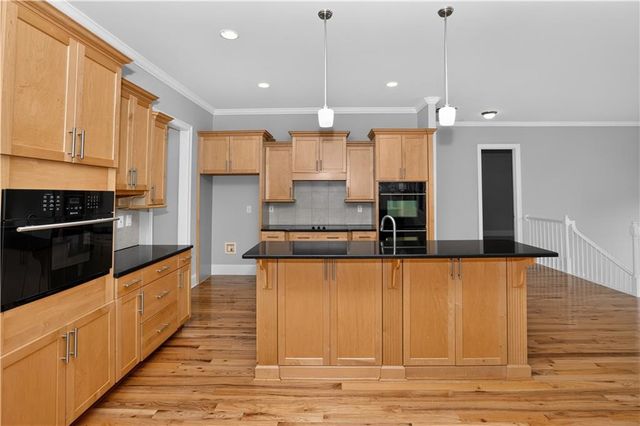 2308 Braunsroth Lane, Hampton, GA 30228