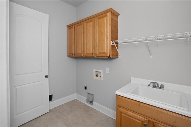 2308 Braunsroth Lane, Hampton, GA 30228