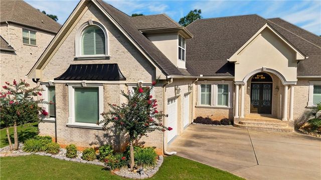 2308 Braunsroth Lane, Hampton, GA 30228