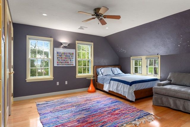 85 Gate House Road, Newton, MA 02467