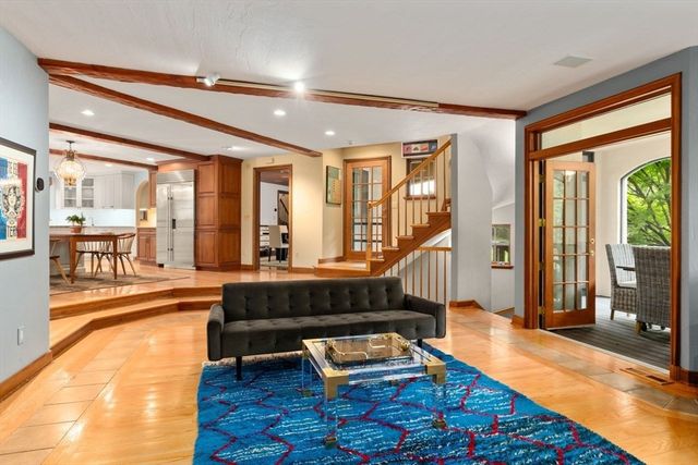 85 Gate House Road, Newton, MA 02467