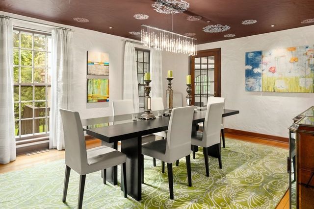 85 Gate House Road, Newton, MA 02467