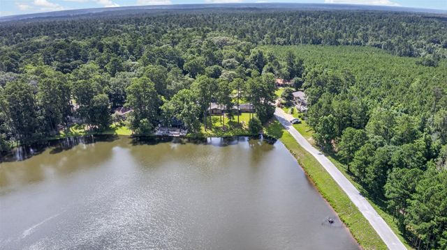 3837 Summer Lane, Huntsville, TX 77340