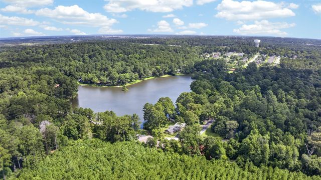 3837 Summer Lane, Huntsville, TX 77340