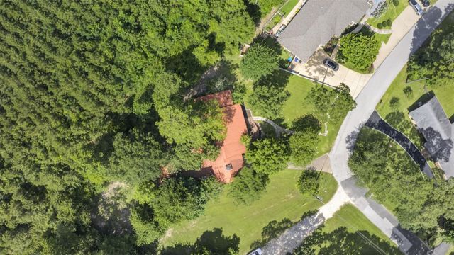 3837 Summer Lane, Huntsville, TX 77340