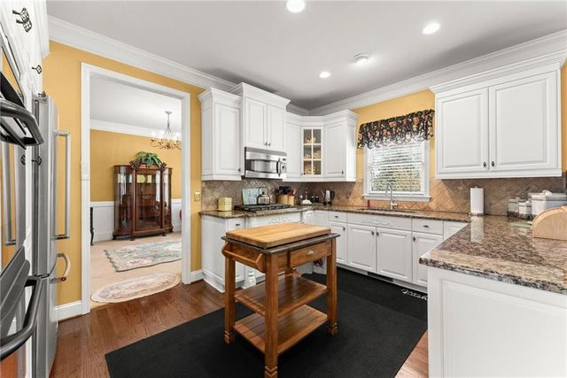 115 Riverview Drive, Dawsonville, GA 30534