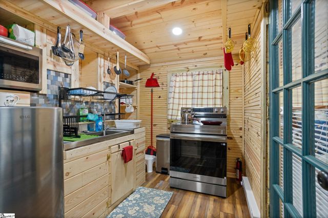 1436 Highway 414, Travelers Rest, SC 29690