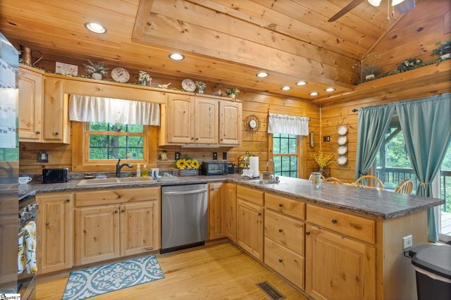 1436 Highway 414, Travelers Rest, SC 29690