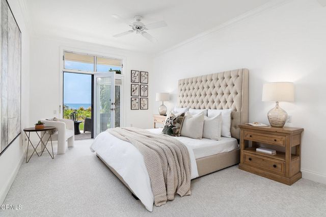 101 Rios Court, Solana Beach, CA 92075