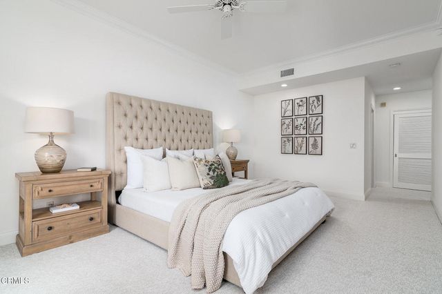 101 Rios Court, Solana Beach, CA 92075