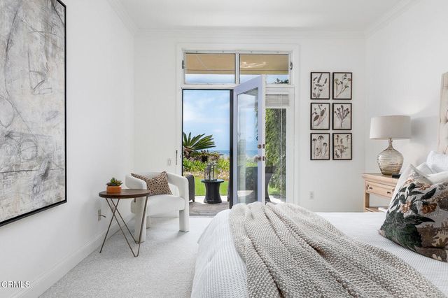 101 Rios Court, Solana Beach, CA 92075