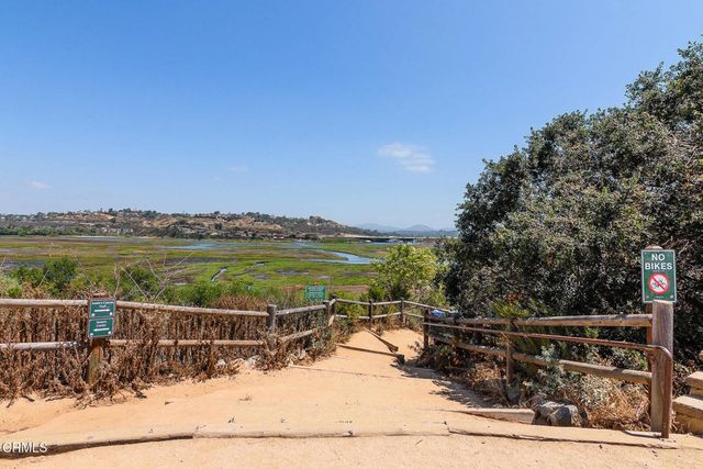 101 Rios Court, Solana Beach, CA 92075