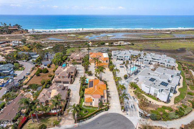 101 Rios Court, Solana Beach, CA 92075