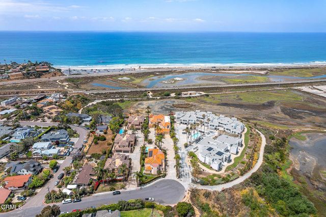 101 Rios Court, Solana Beach, CA 92075