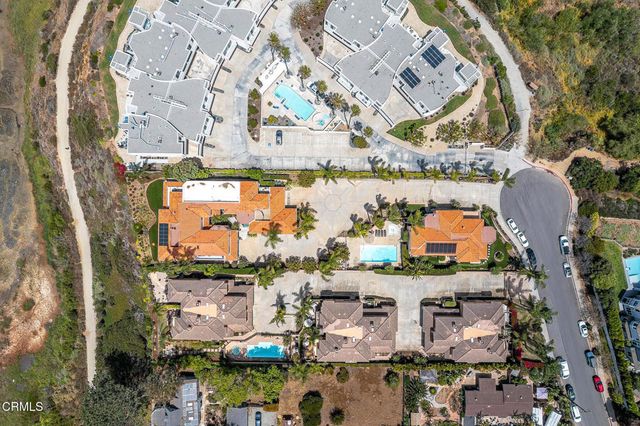 101 Rios Court, Solana Beach, CA 92075