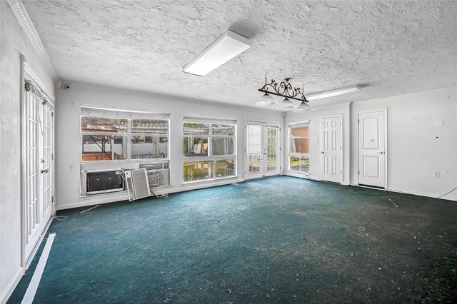 618 Cypresswood Drive, Spring, TX 77388