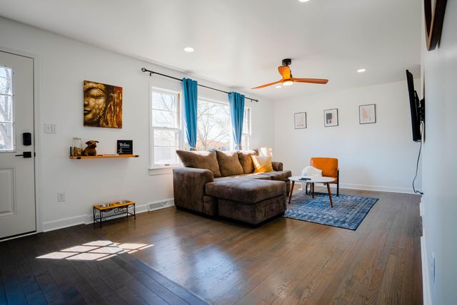 707 N Ernest Street, Griffith, IN 46319