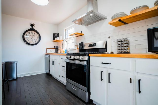 707 N Ernest Street, Griffith, IN 46319