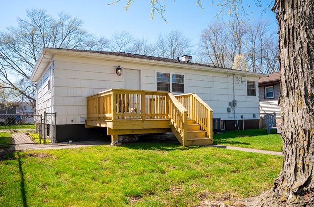 707 N Ernest Street, Griffith, IN 46319