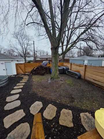 707 N Ernest Street, Griffith, IN 46319