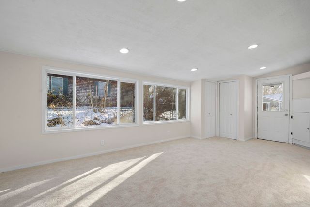 197 Melrose Street, Manchester, NH 03109