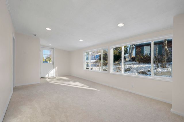 197 Melrose Street, Manchester, NH 03109