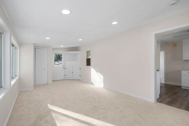 197 Melrose Street, Manchester, NH 03109