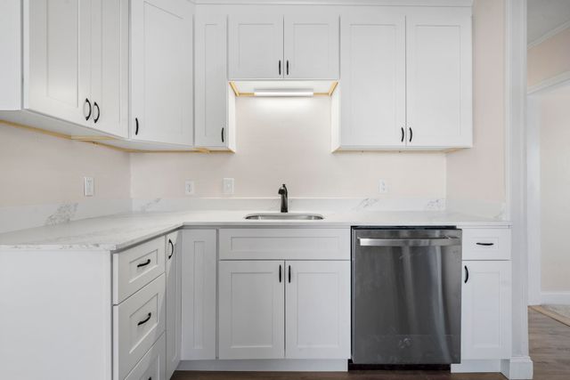 197 Melrose Street, Manchester, NH 03109