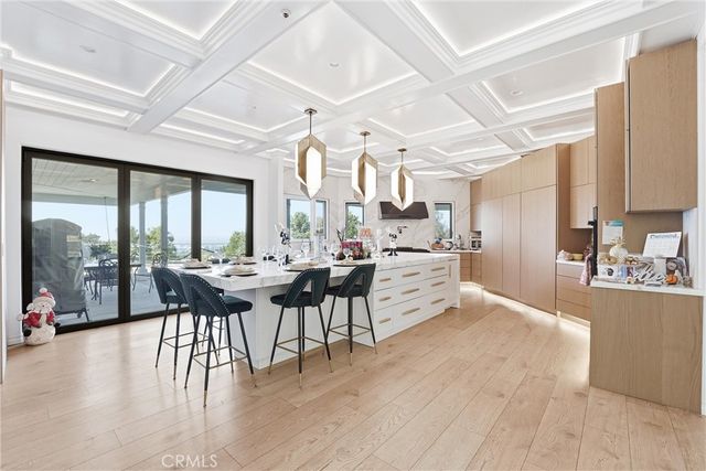 381 S Henning Way, Anaheim, CA 92807