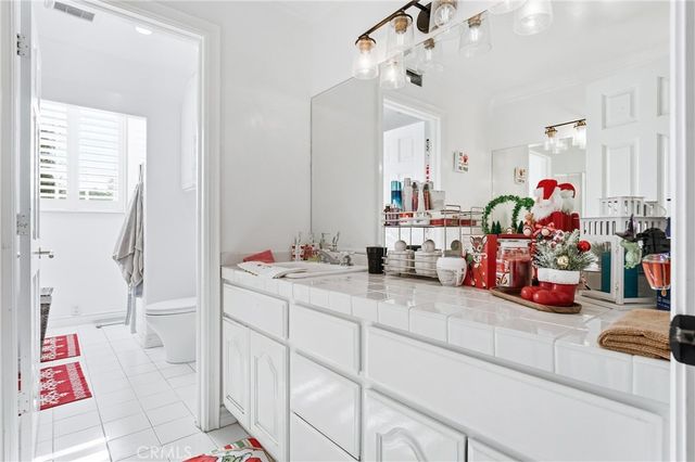 381 S Henning Way, Anaheim, CA 92807