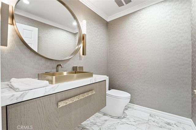 381 S Henning Way, Anaheim, CA 92807