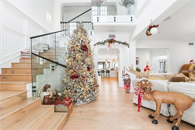 381 S Henning Way, Anaheim, CA 92807