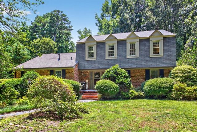 104 Artillery RD, Yorktown, VA 23692