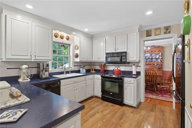 104 Artillery RD, Yorktown, VA 23692