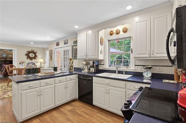 104 Artillery RD, Yorktown, VA 23692