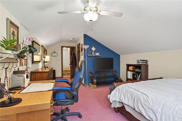104 Artillery RD, Yorktown, VA 23692
